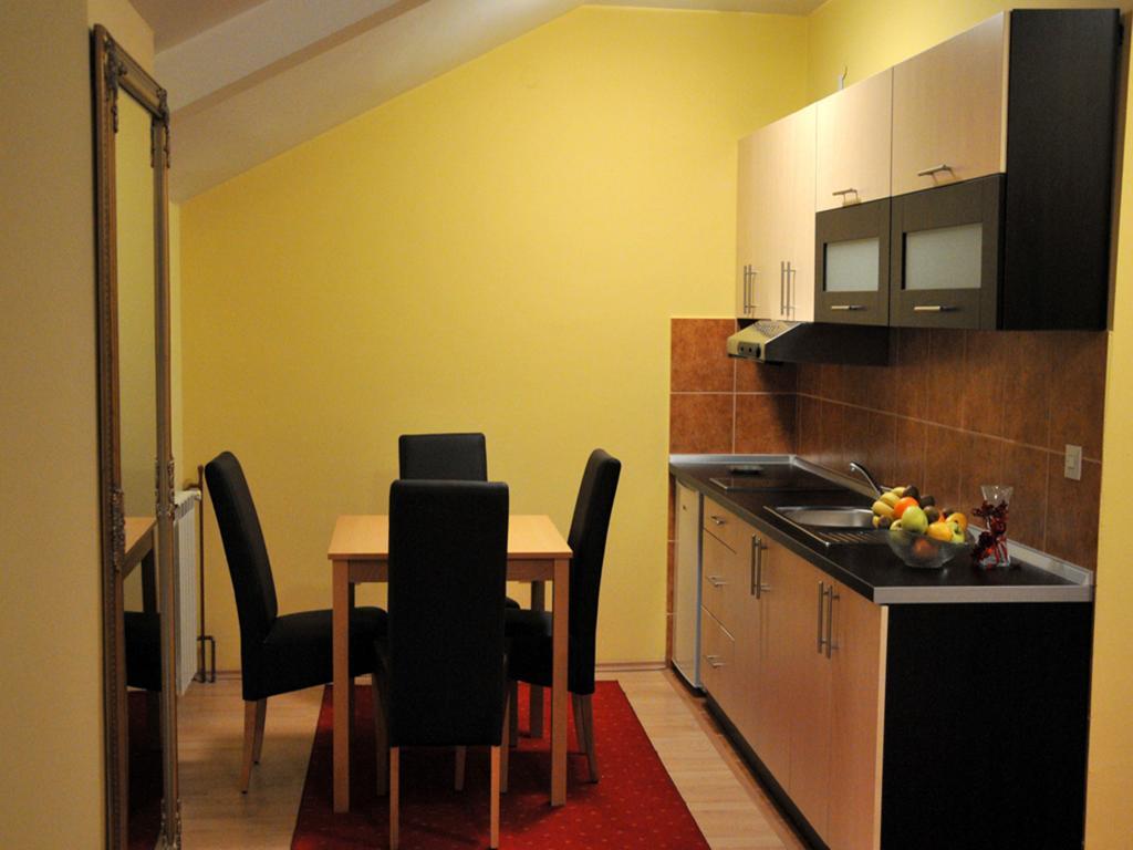 Hotel Arizona Sarajevo Lukavica Zewnętrze zdjęcie