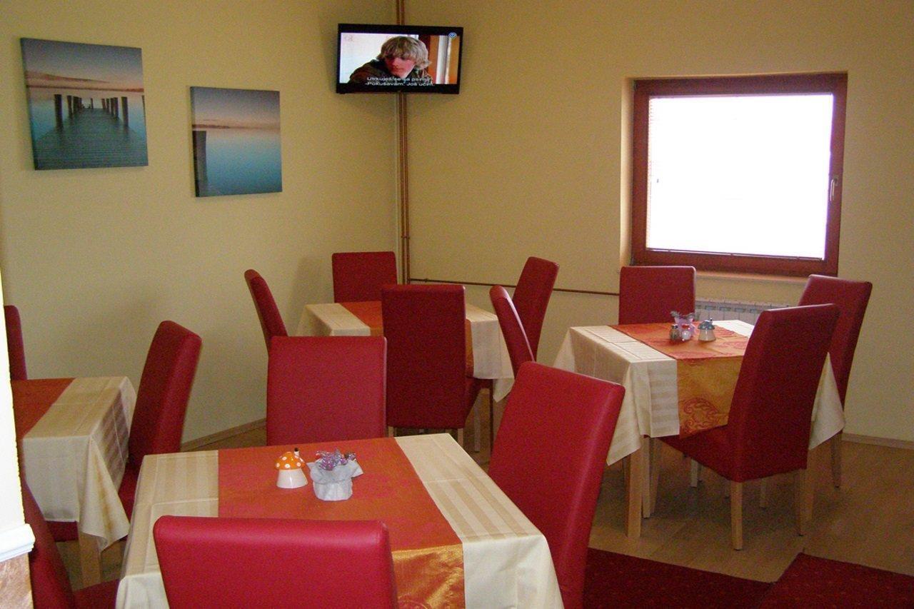 Hotel Arizona Sarajevo Lukavica Zewnętrze zdjęcie