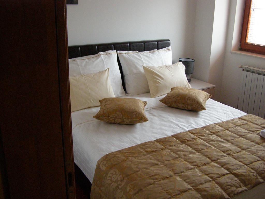 Hotel Arizona Sarajevo Lukavica Zewnętrze zdjęcie