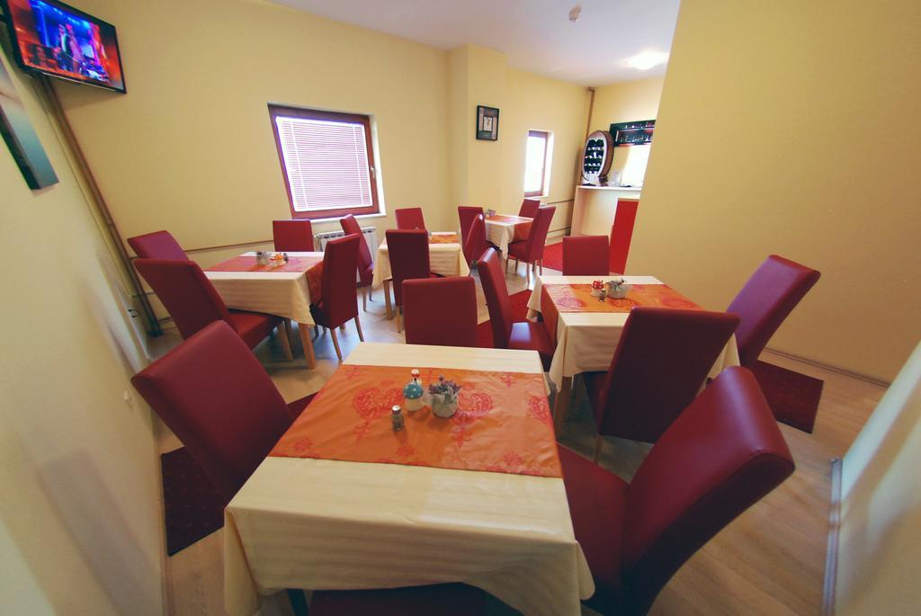 Hotel Arizona Sarajevo Lukavica Zewnętrze zdjęcie
