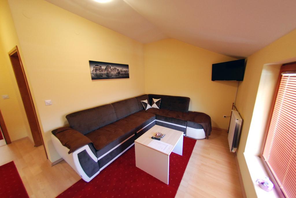 Hotel Arizona Sarajevo Lukavica Zewnętrze zdjęcie