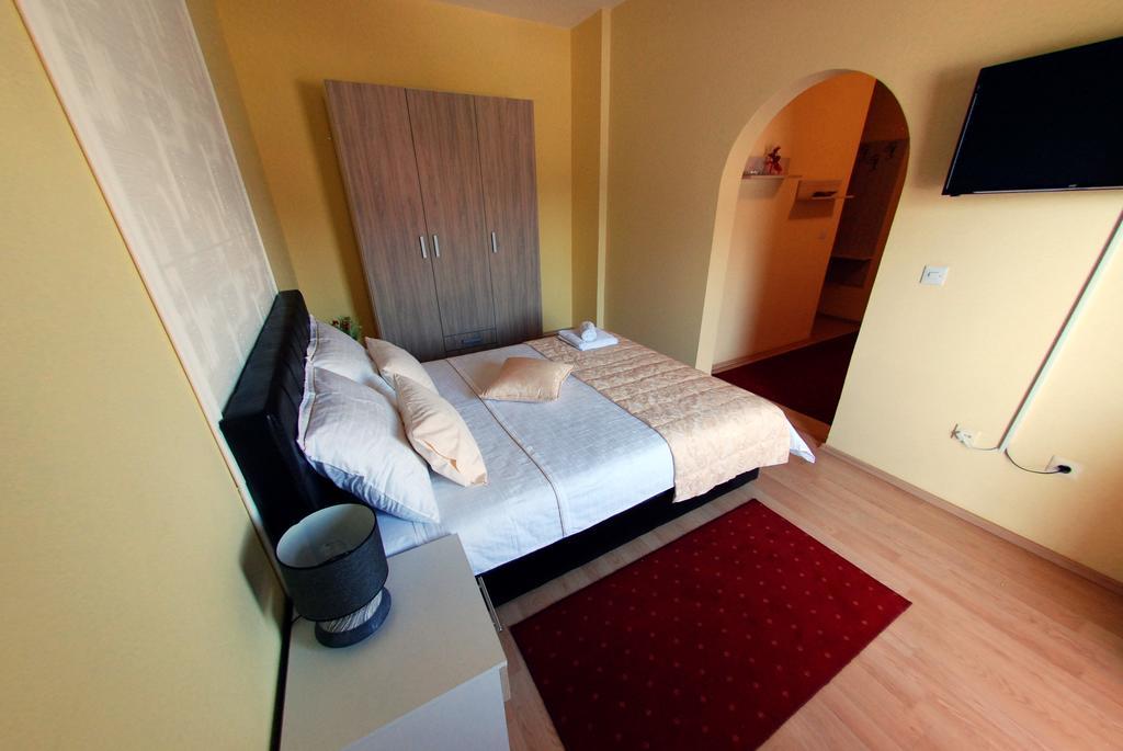 Hotel Arizona Sarajevo Lukavica Zewnętrze zdjęcie